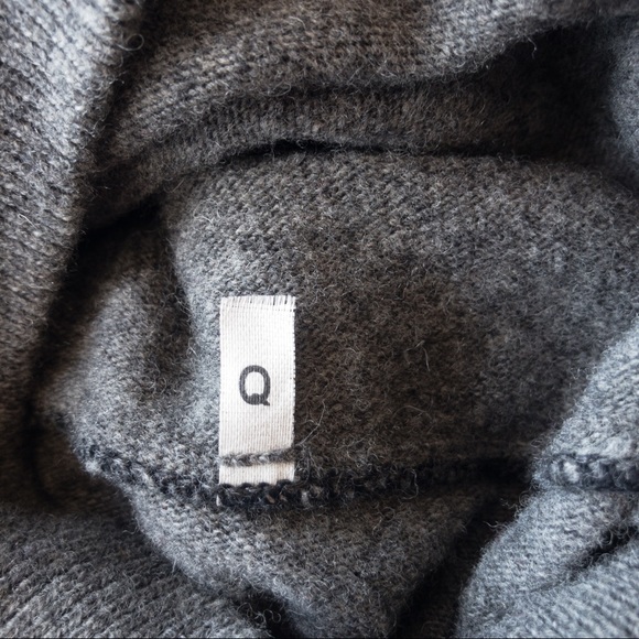 LAMBSWOOL Gray Unisex Crew Neck Sweater Made in Italy Size Large (oversized) - Picture 4 of 10